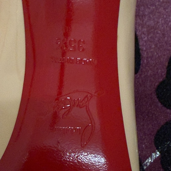 Kate 100 Christian Louboutin Blush. Excellent condition. Size 35.5 - Picture 6 of 9